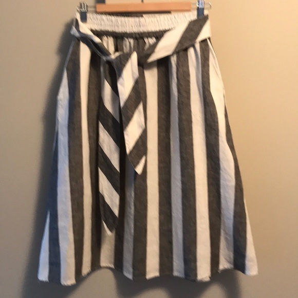 Catherine Malandrino Dresses & Skirts - Catherine Malandrino linen skirt